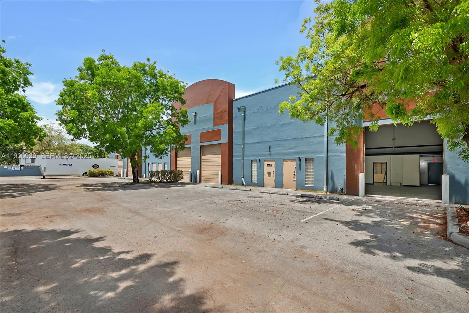 Commercial Lease in Miami Gardens 5