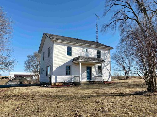 W4188 Theiler Rd, Monroe, WI, 53566-9481 | Card Image