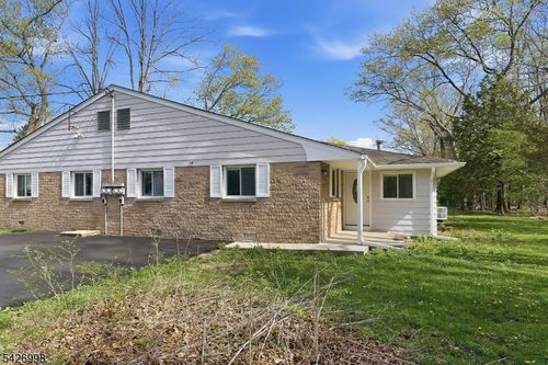 d-2 Heron St, Manchester Tw, NJ, 08759 | Card Image