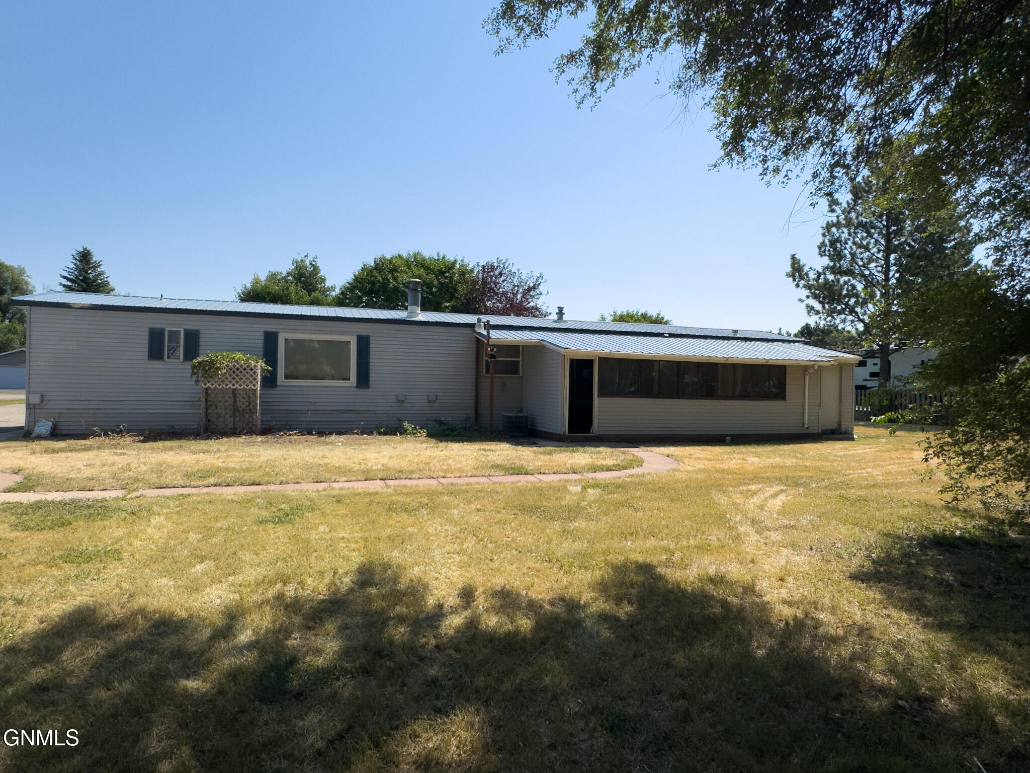 Residential in Williston 4