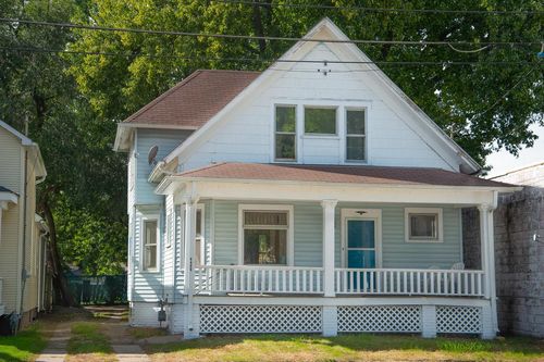4406 Sheridan Road, Kenosha, WI, 53140 | Card Image