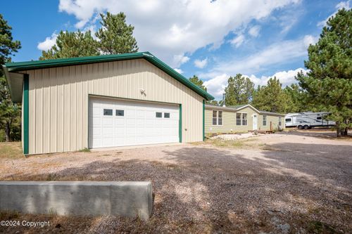 29 Lakeview Dr, Pine Haven, WY, 82721-9720 | Card Image