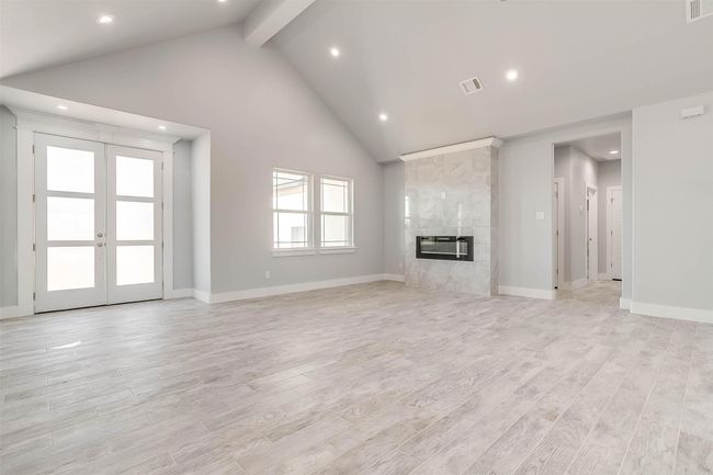 580 Highview Ct, House other with 4 bedrooms, 3 bathrooms and null parking in Godley TX | Image 4