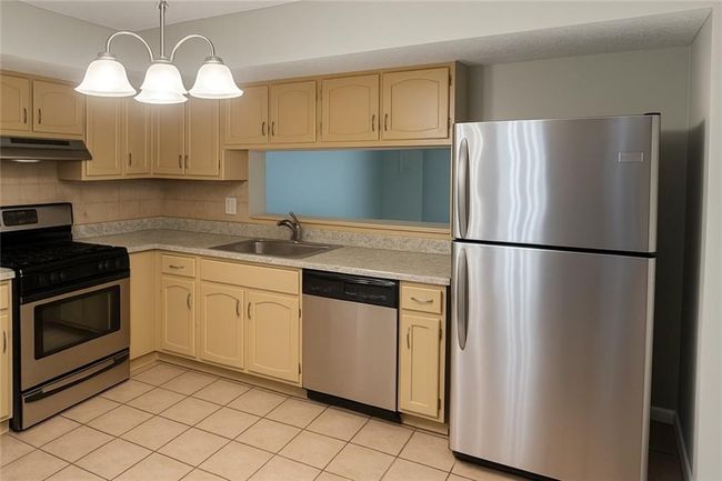 5581 Marbut Rd, Townhouse with 3 bedrooms, 2 bathrooms and null parking in Lithonia GA | Image 5