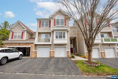 153 Vista Ter, Pompton Lakes, NJ, 07442-1476 | Card Image