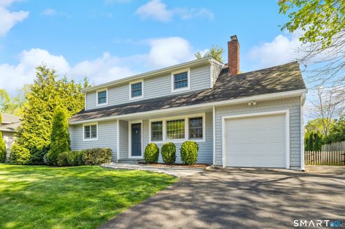 17 Loren Ln, Westport, CT, 06880-1220 | Card Image