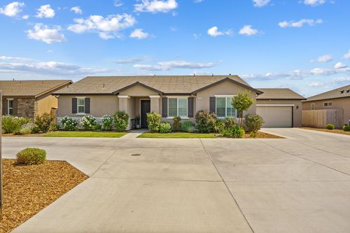3126 Dorset St, Tulare, CA, 93274-1169 | Card Image