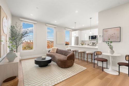 601-40 Soldiers Field Pl, Boston, MA, 02135-1104 | Card Image