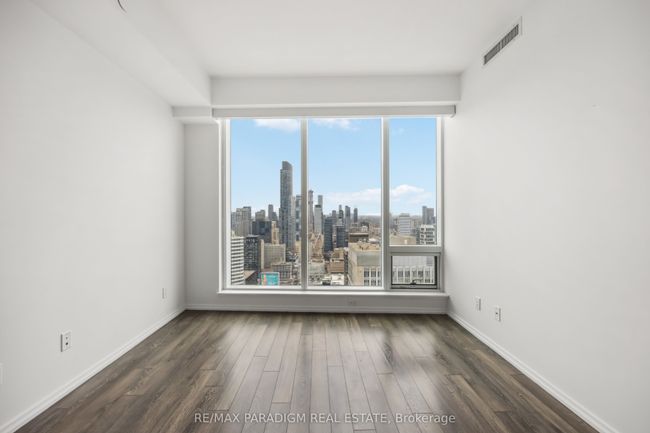 4301 - 197 Yonge St, Condo with 1 bedrooms, 1 bathrooms and null parking in Toronto ON | Image 11