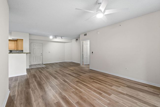 APT-107 - 11790 Saint Andrews Pl, Condo with 3 bedrooms, 2 bathrooms and null parking in Wellington FL | Image 6