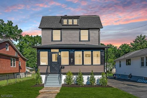 97 Battle Hill Ave, Springfield, NJ, 07081-1911 | Card Image