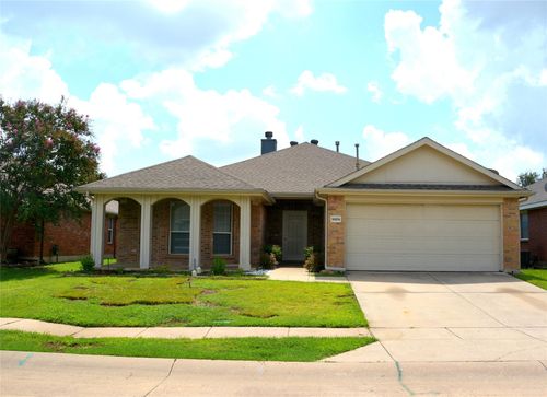 9809 Carter Dr, Mckinney, TX, 75072-3236 | Card Image