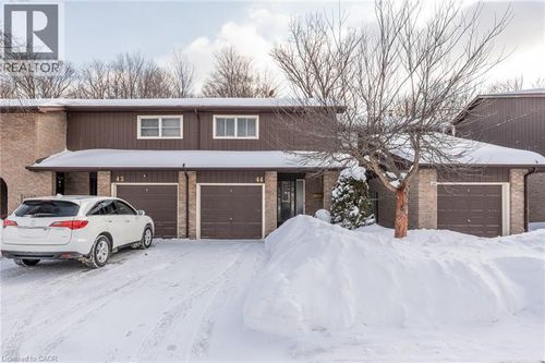 44-2301 Cavendish Dr, Burlington, ON, L7P3M3 | Card Image