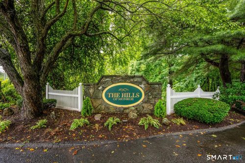 e-215 Windgate Cir, Monroe, CT, 06468 | Card Image