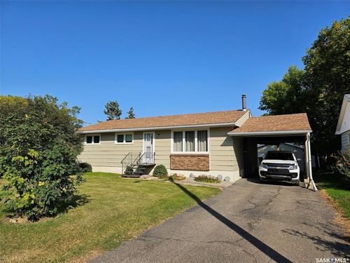 311 6th St W, Carlyle, SK, S0C0R0 | Card Image