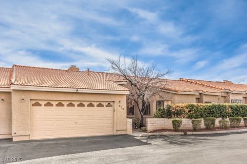 213 N Cimarron Rd, Las Vegas, NV, 89145-3917 | Card Image