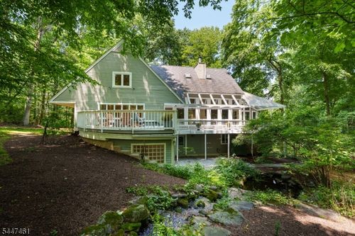 30 Poor Farm Rd, Pennington, NJ, 08534-3801 | Card Image