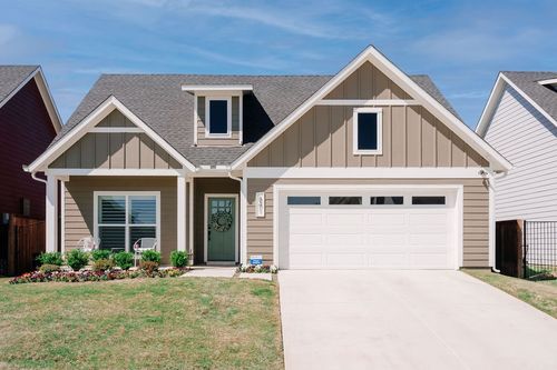 841 Meadow Bend Loop W, Grapevine, TX, 76051-3200 | Card Image
