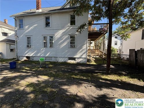 853 Lords Ct, Scranton, PA, 18509-2954 | Card Image