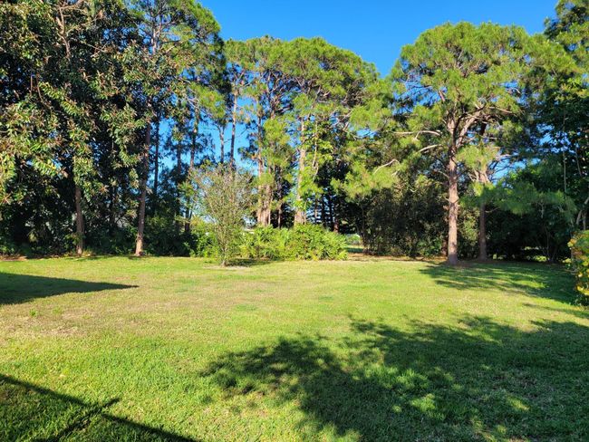2913 Se Darien Rd, House other with 3 bedrooms, 2 bathrooms and null parking in Port St Lucie FL | Image 37