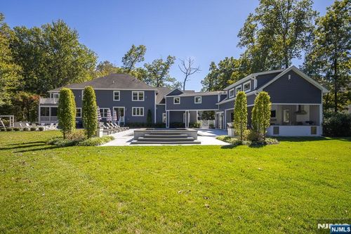 49 North Ave, Montvale, NJ, 07645-1137 | Card Image