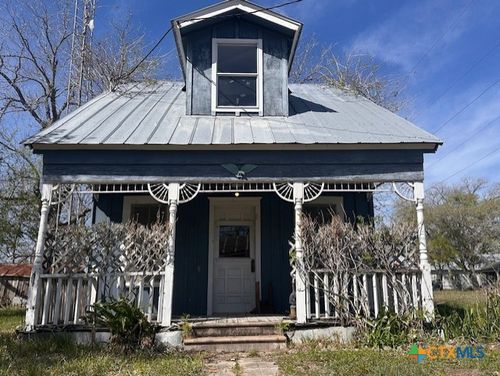 271 W Fm 884, Goliad, TX, 77963-3304 | Card Image