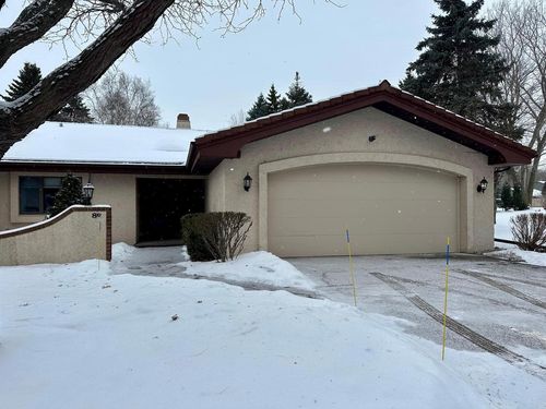 e-8 Fiesta Court, APPLETON, WI, 54911 | Card Image