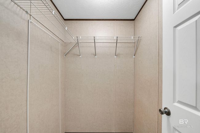 Walk In Closets | Image 16
