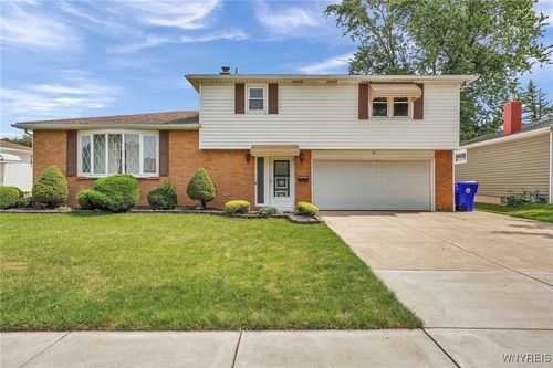 54 Southgate Dr, West Seneca, NY, 14224-3417 | Card Image
