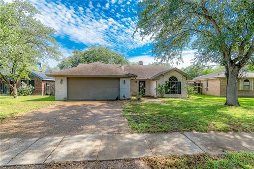 14618 Reagan Dr, Corpus Christi, TX, 78410-5529 | Card Image