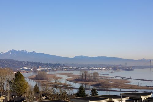 404-265 Ross Dr, New Westminster, BC, V3L0C8 | Card Image