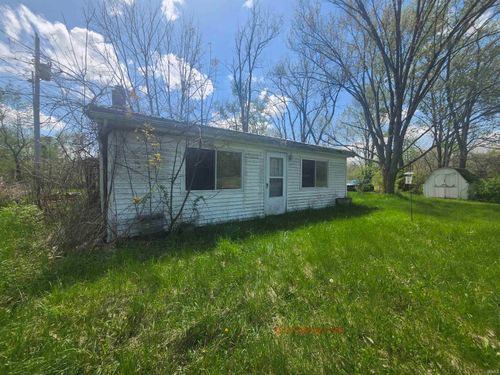 5784 S Woodland Ln, Warsaw, IN, 46580-6257 | Card Image