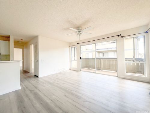 apt-13c-91-273 Hanapouli Cir, Ewa Beach, HI, 96706-3738 | Card Image