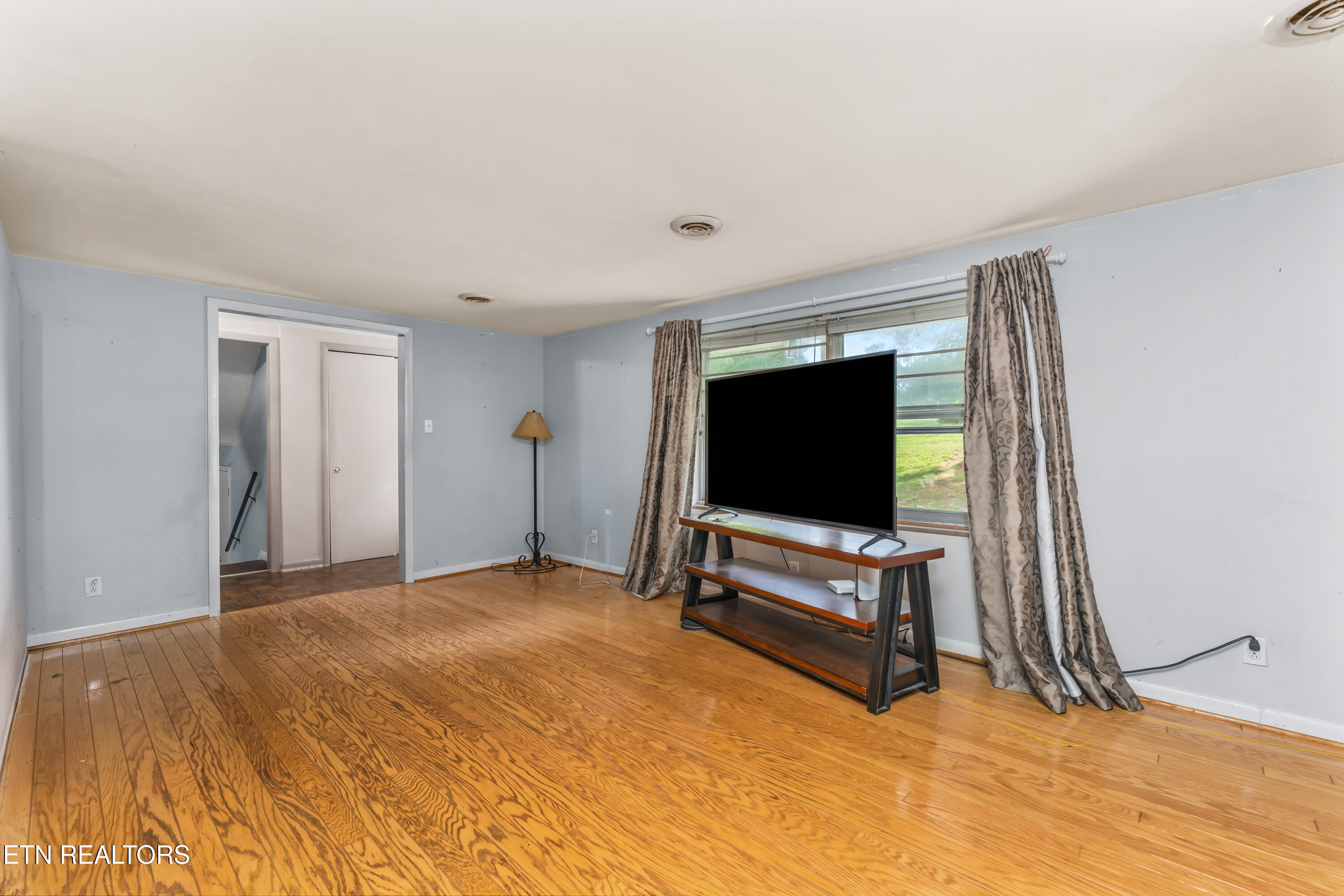 Residential in Strawberry Plains 2