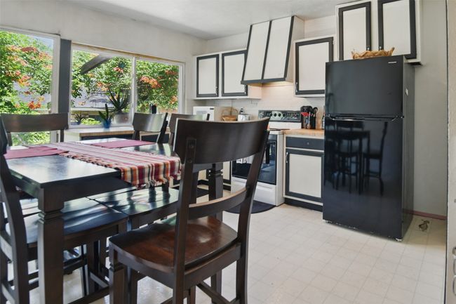 6318 Green Valley Dr, House other with 3 bedrooms, 2 bathrooms and null parking in Garland TX | Image 10