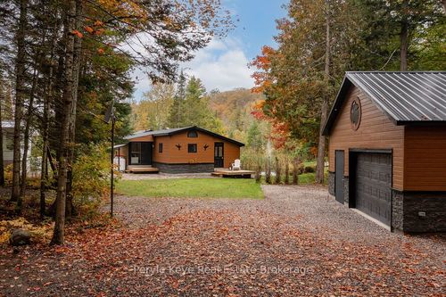 1108 Skyline Dr, Burks Falls, ON, P0A1C0 | Card Image