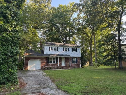 105 Marlin Cir, Yorktown, VA, 23692-2923 | Card Image
