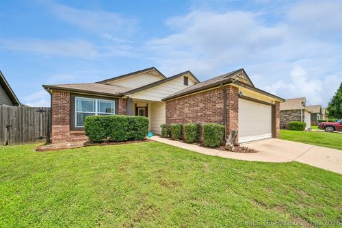 2212 Elmira St, Broken Arrow, OK, 74012-4614 | Card Image