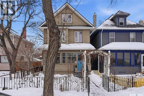 923 7th Ave N, Saskatoon, SK, S7K2V7 | Card Image
