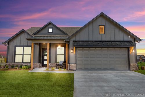 16185 S 89th East Ave, Bixby, OK, 74008 | Card Image
