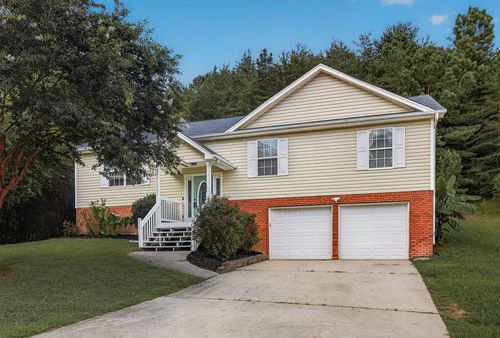 908 Clay Hill Dr, Soddy Daisy, TN, 37379-5302 | Card Image