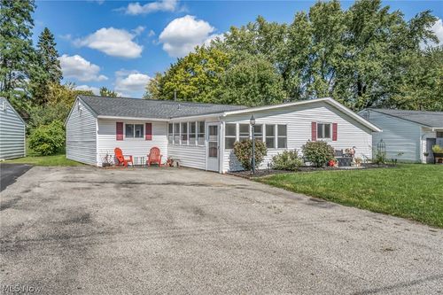 2633 Fairfax St, Streetsboro, OH, 44241-5112 | Card Image
