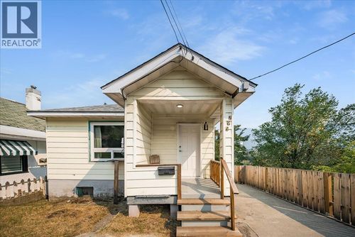 795 Binns Street, Trail, BC, V1R3G6 | Card Image
