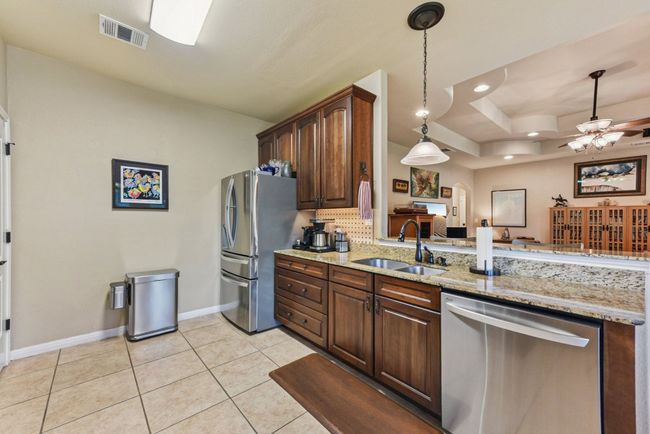 New LG appliances and granite countertops. | Image 14