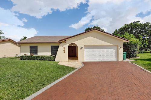 5904 Blue Beech Ct, Tamarac, FL, 33319-3030 | Card Image