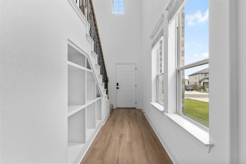 214 Queen Top Sail Way, Kyle, TX, 78640-3351 | Card Image