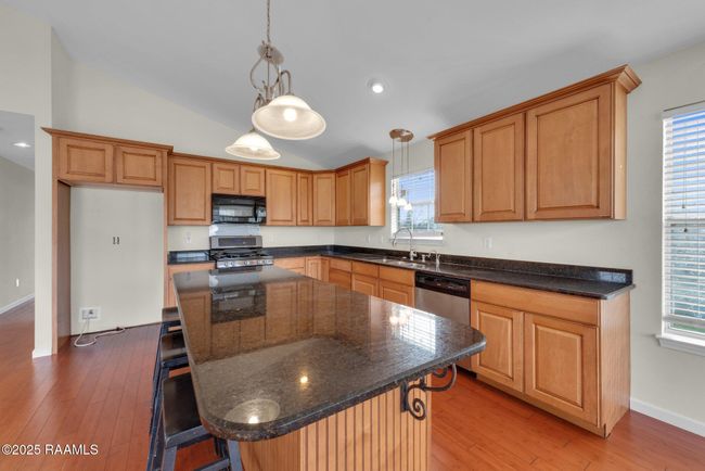 Kitchen | Image 6