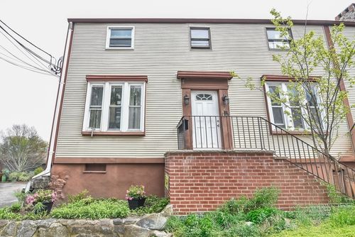 5-5 Boardman St, Newburyport, MA, 01950-2405 | Card Image