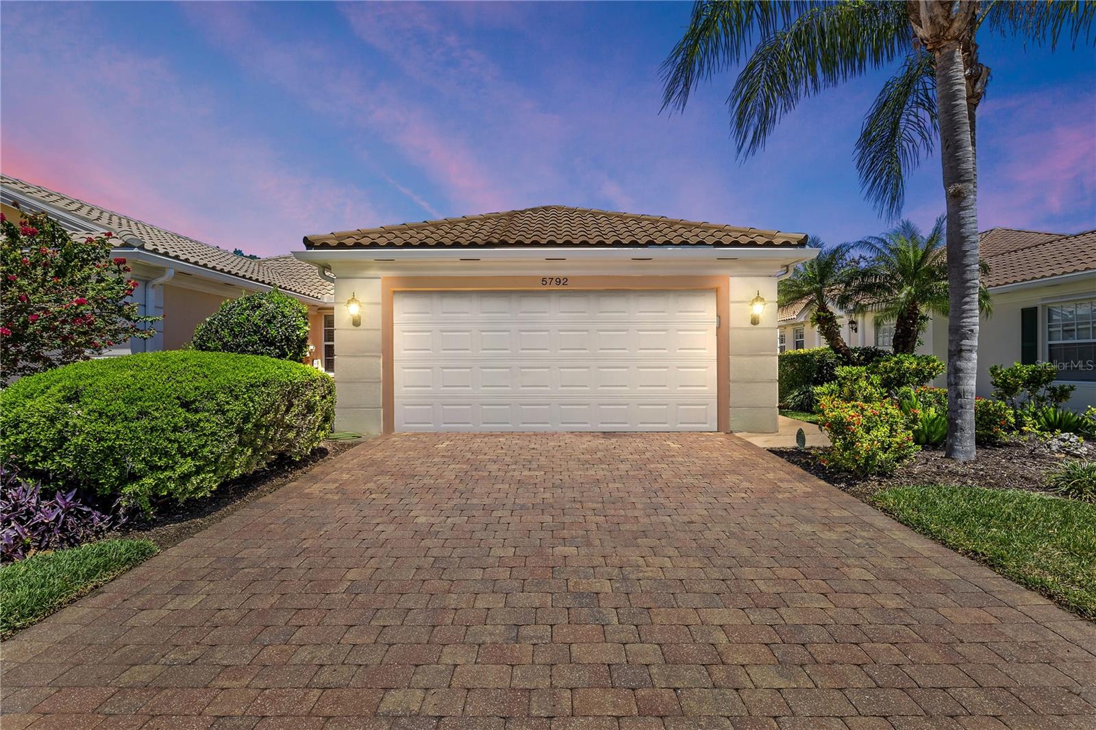 Ithaca Way, Sarasota, FL 34238