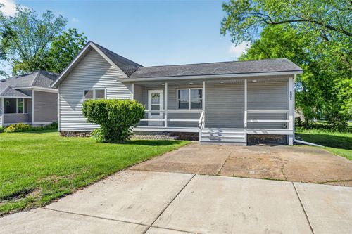 219 Spruce St, Spooner, WI, 54801-1150 | Card Image
